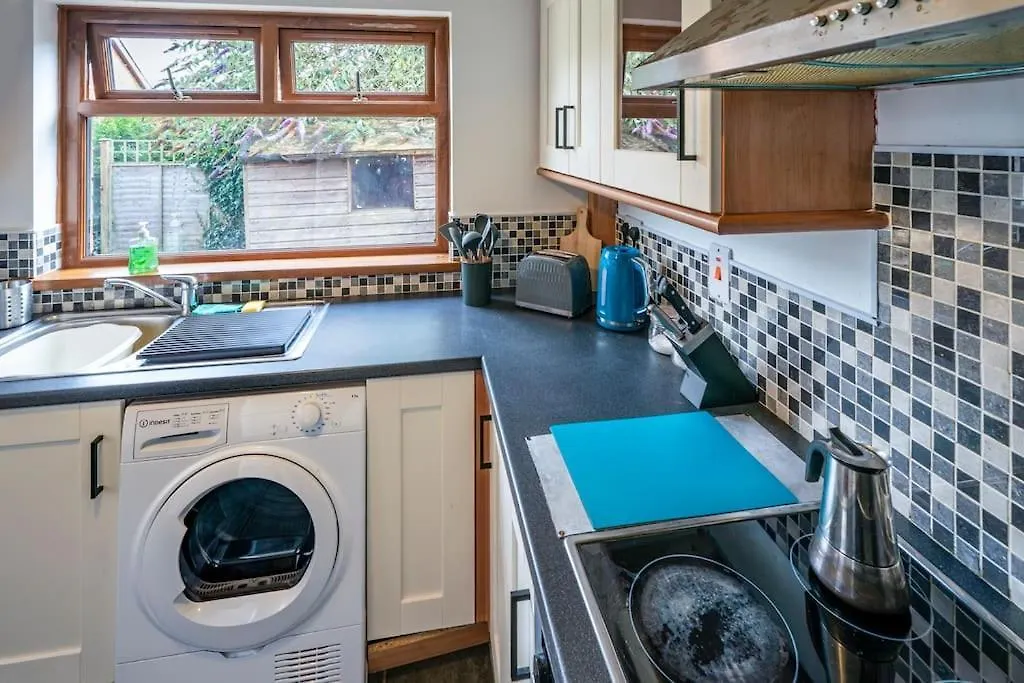 Holiday home Modern 3 Bedroom House Close To Ferry And City Centre Belfast