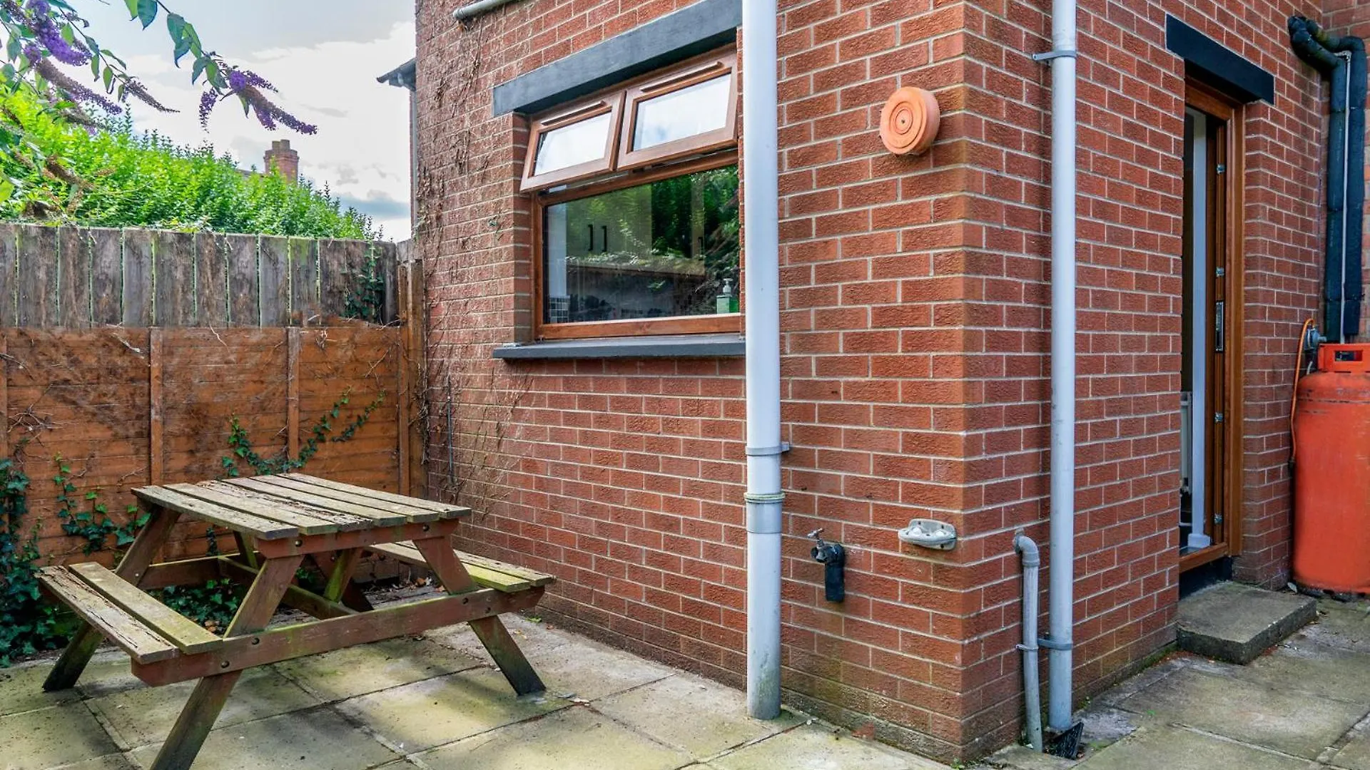 Holiday home Modern 3 Bedroom House Close To Ferry And City Centre Belfast