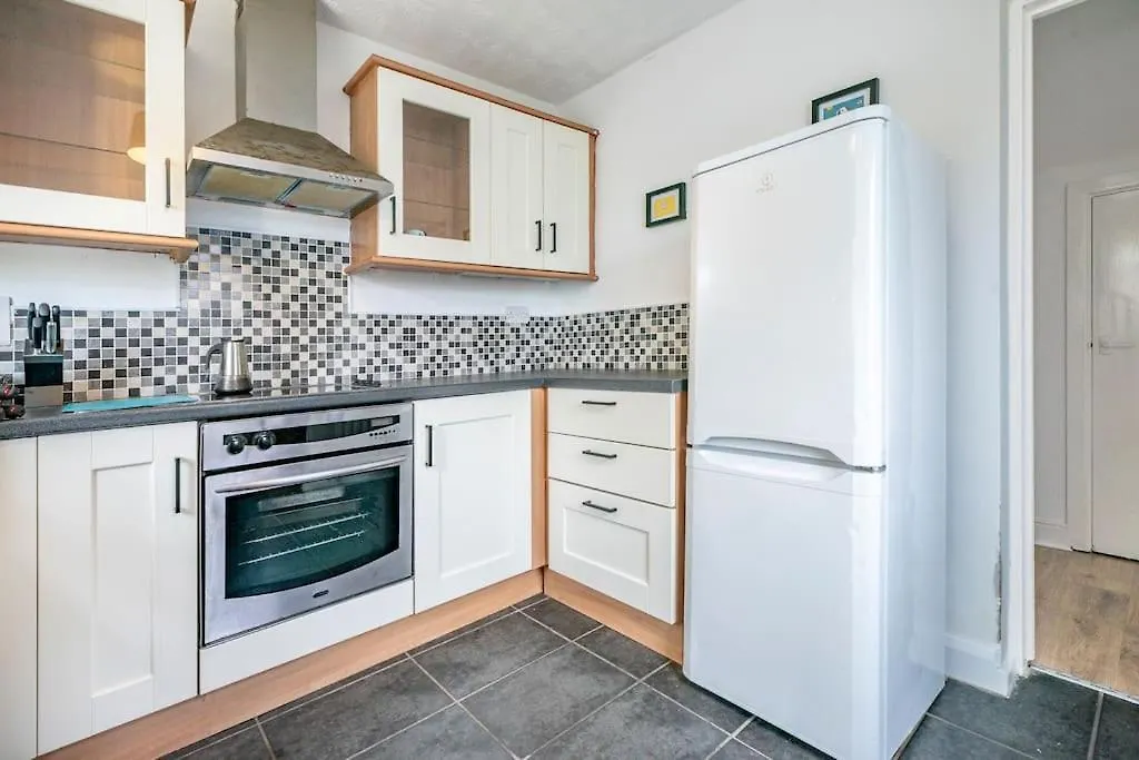 Modern 3 Bedroom House Close To Ferry And City Centre Belfast