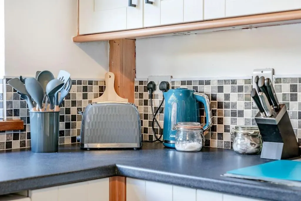 Modern 3 Bedroom House Close To Ferry And City Centre Belfast 0*,  United Kingdom